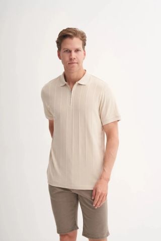 Caz 4238 Polo Yaka Kendinden Dokulu Regular Fit Fermuarlı Tişört Bej