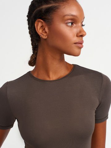 Dilvin 30747 Bisiklet Yaka Basic T-shirt-Koyu Kahve