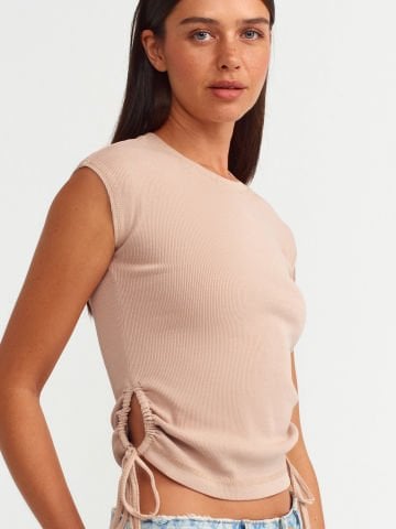 Dilvin 31018 Pencere Detaylı Fitilli Bluz-Bej