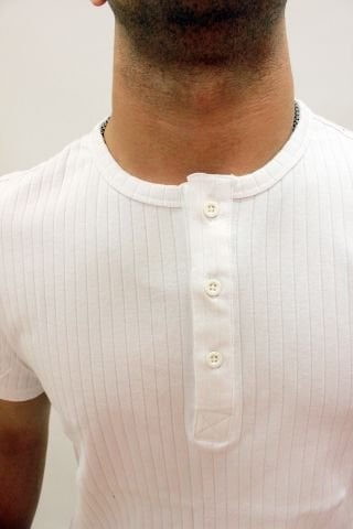 Caz 4270 Kendinden Dokulu Düğmeli Patlı Yaka Erkek T-Shirt Beyaz