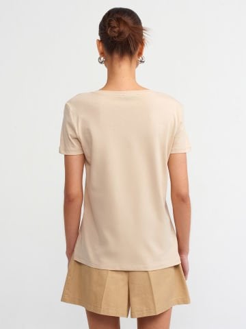 Dilvin 3470 V Yaka Basic T-Shirt-Bej