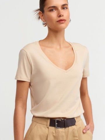 Dilvin 3470 V Yaka Basic T-Shirt-Bej